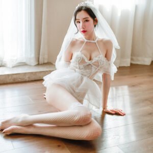 sheer-uniform-women-white-wedding-dress