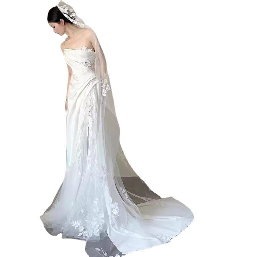 Satin Lace Veil Tube Top Fishtail Wedding Dress - Image 4