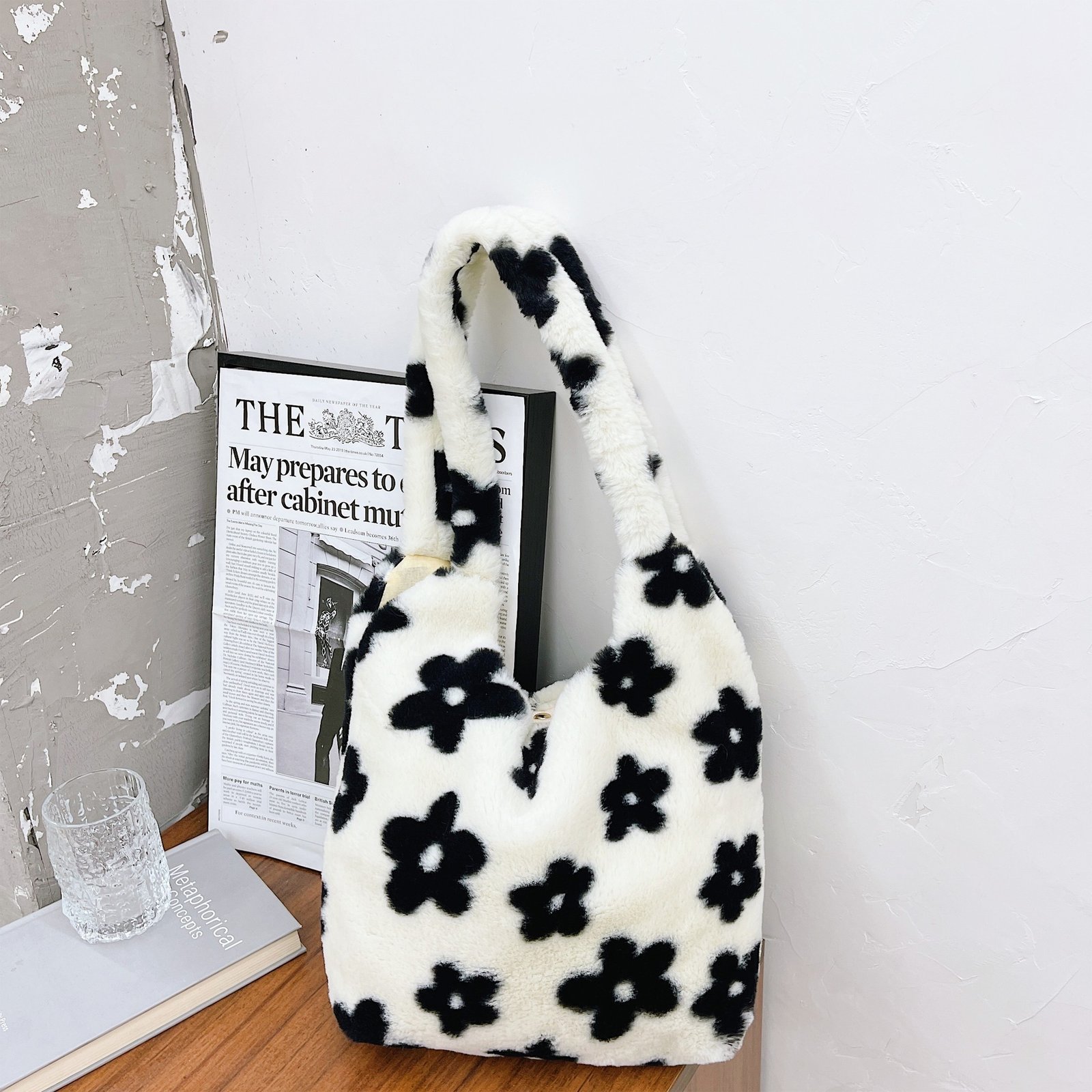 Trendy Niche Handbags Women's Single Shoulder - Image 5